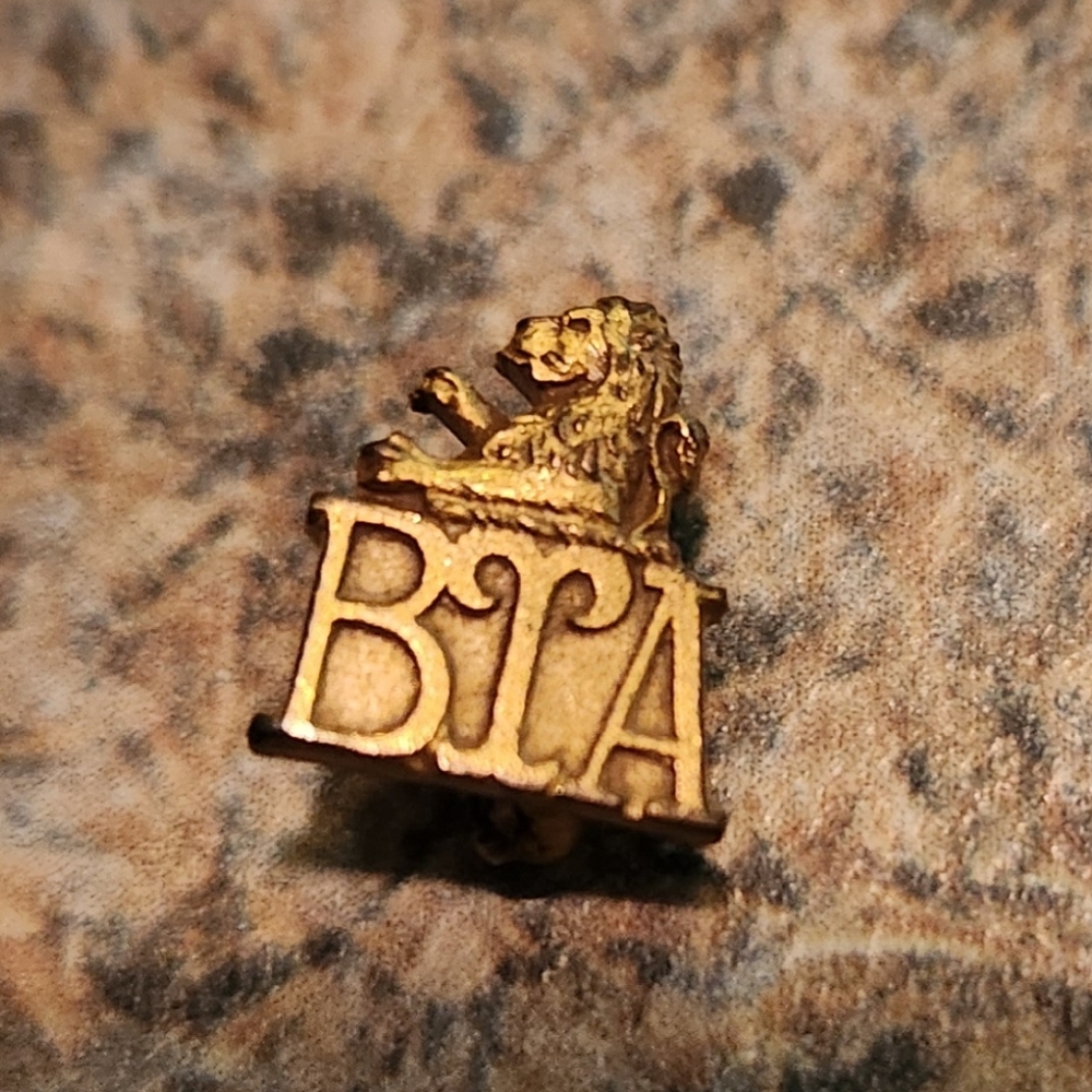 Alpha Delta Pi Sorority Wesleyan Female College Pledge/New Member Lapel Pin